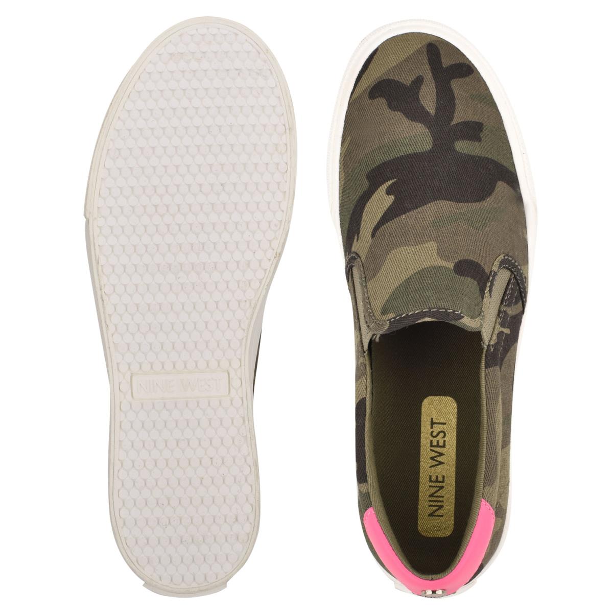 Nine West Lala Slip On Sneakers Camo | DELH80431