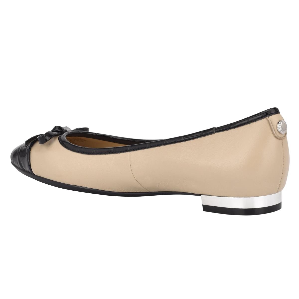 Nine West Olly 9x9 Ballet Flats Beige / Black | FDMS82497